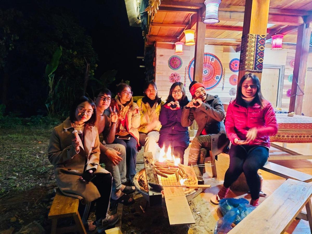 Wild Orchid- Lan Home Lang Cac Luaran gambar