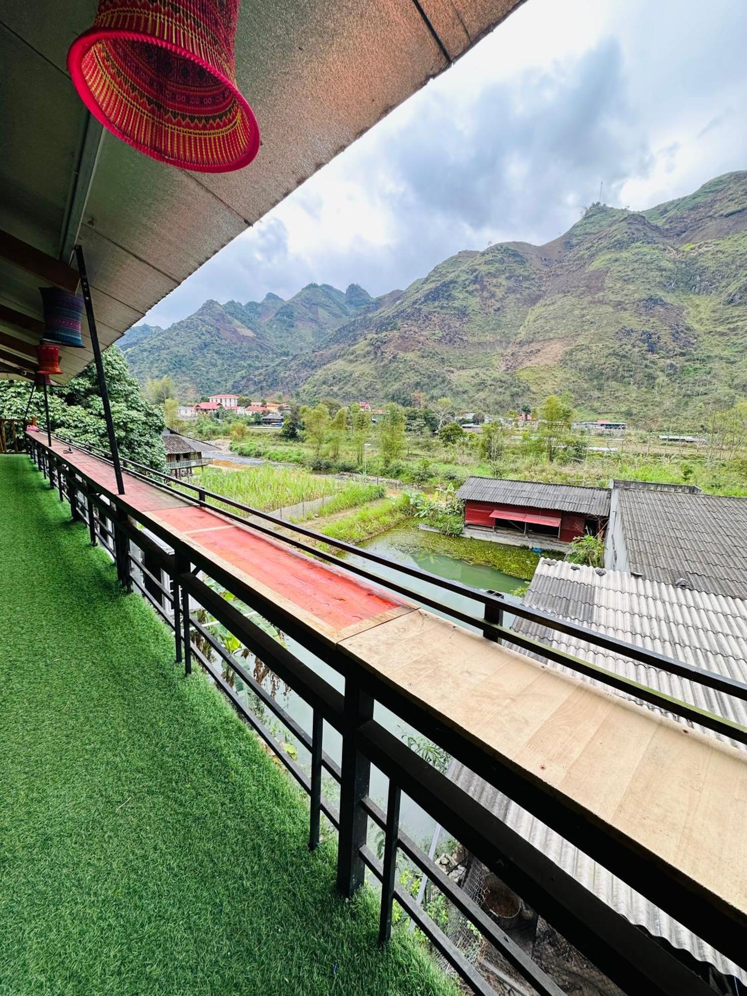 Wild Orchid- Lan Home Lang Cac Luaran gambar