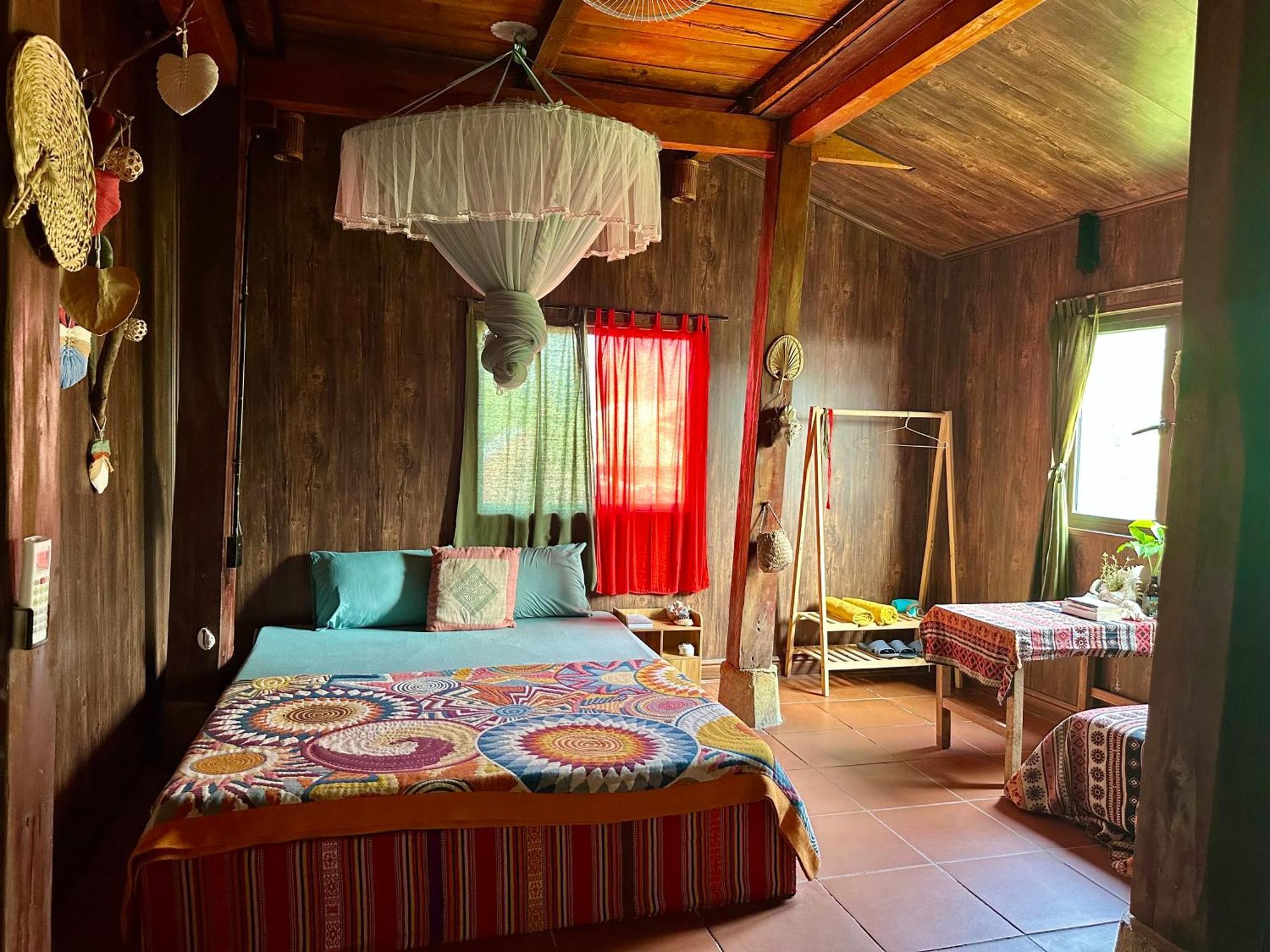Wild Orchid- Lan Home Lang Cac Luaran gambar